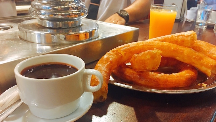 朝食チュロスにおすすめ！セビリアの専門店『El Comercio』