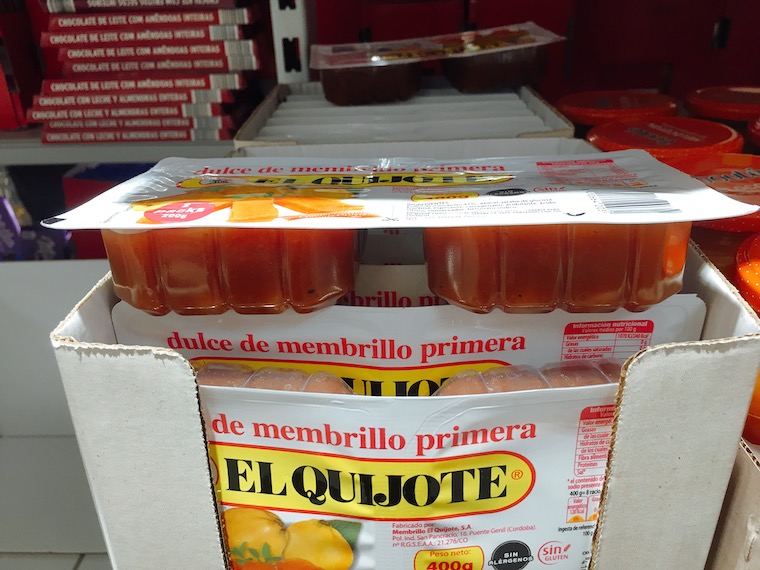 スペインのスーパーに売られているメンブリージョ